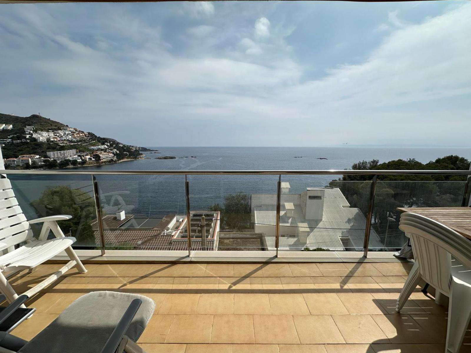 Apartamento Vista Mar Y Parking En Roses Av-27 Bagian luar foto